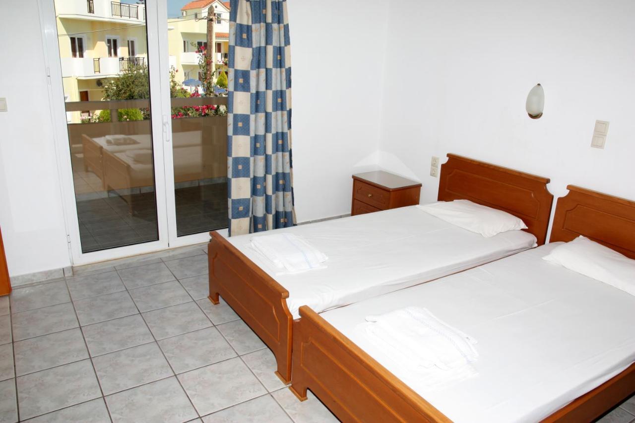Dimitris Apartments Platanés Habitación foto