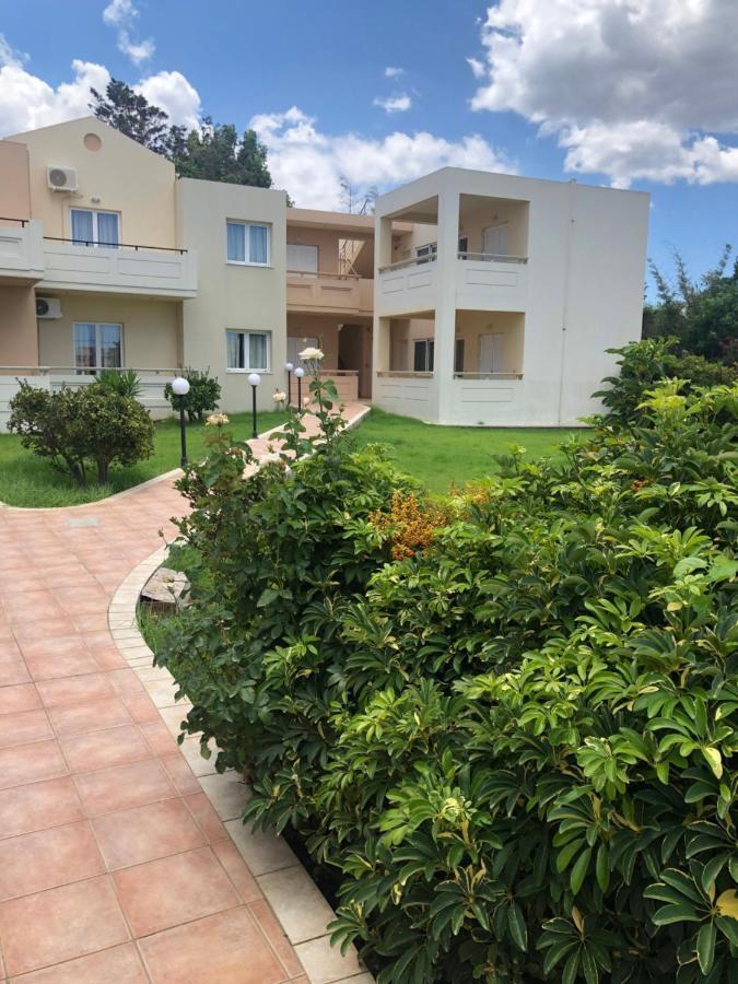 Dimitris Apartments Platanés Exterior foto