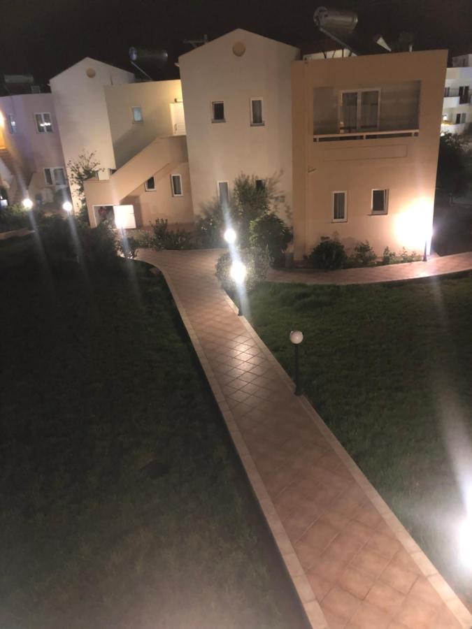 Dimitris Apartments Platanés Exterior foto